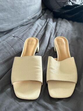 Reformation White Textured Slide Mules